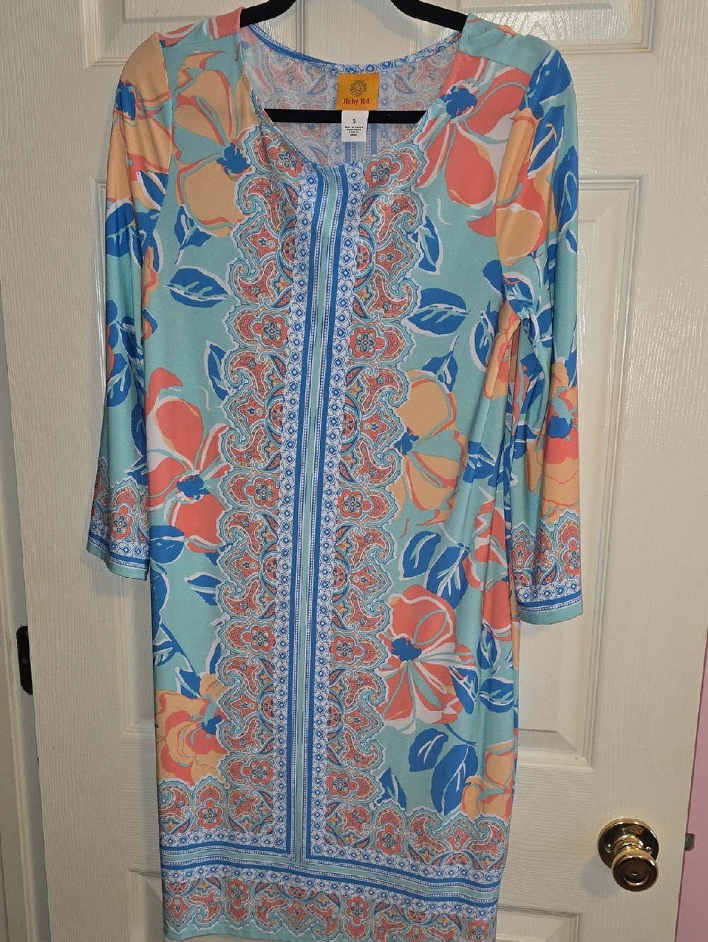 Ruby Rd. Aqua and Coral‎ Geometric Floral Top